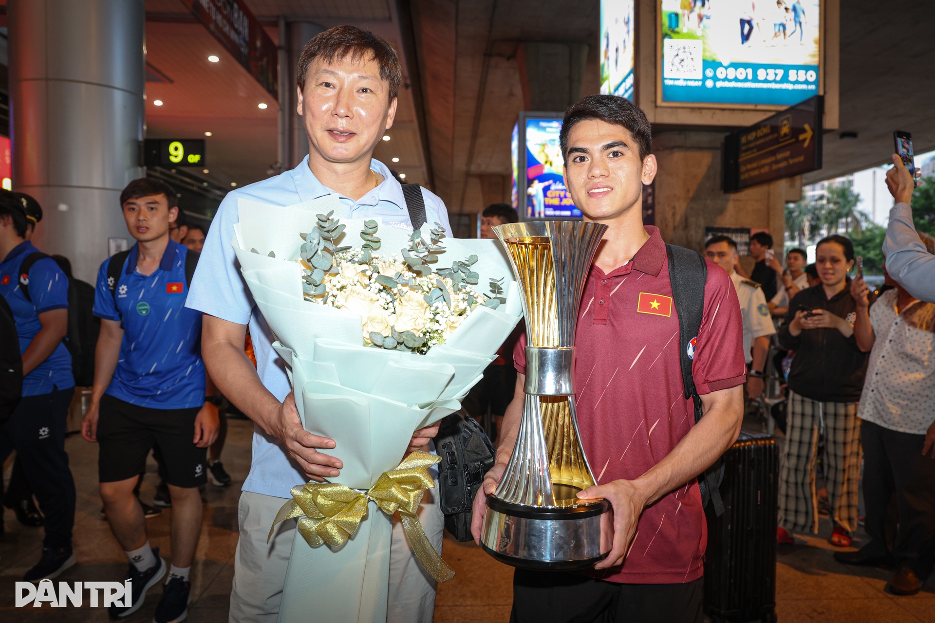 U23 Việt Nam về nước với cú “hat-trick” vô địch Đông Nam Á - 3 U23 Việt Nam về nước với cú “hat-trick” vô địch Đông Nam Á - 3