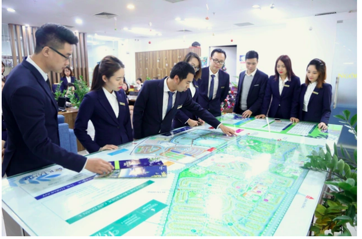 Nhận lương tháng bằng cả chiếc ô tô, sao nhiều người vẫn bỏ nghề sale bất động sản? - 2 Nhận lương tháng bằng cả chiếc ô tô, sao nhiều người vẫn bỏ nghề sale bất động sản? - 2
