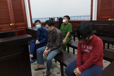 Nhóm trộm kim cương của ca sĩ Nhật Kim Anh lĩnh án 12-18 năm tù