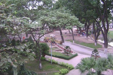 Đề xuất xẻ công viên Hoàng Văn Thụ để làm đường