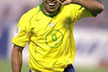 Ronaldo sẽ từ giã tuyển quốc gia sau World Cup 2006