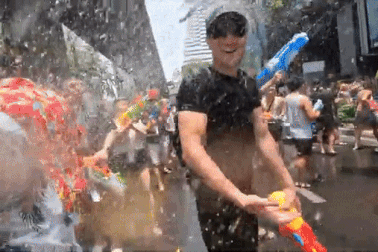 116 người chết, gần 1.000 người bị thương ở lễ hội té nước Thái Lan