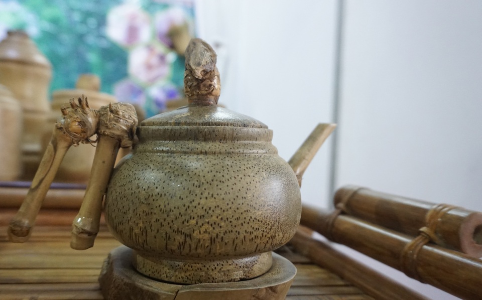 Những người bắt rễ tre đẻ tiền - 4 Những người bắt rễ tre đẻ tiền - 4