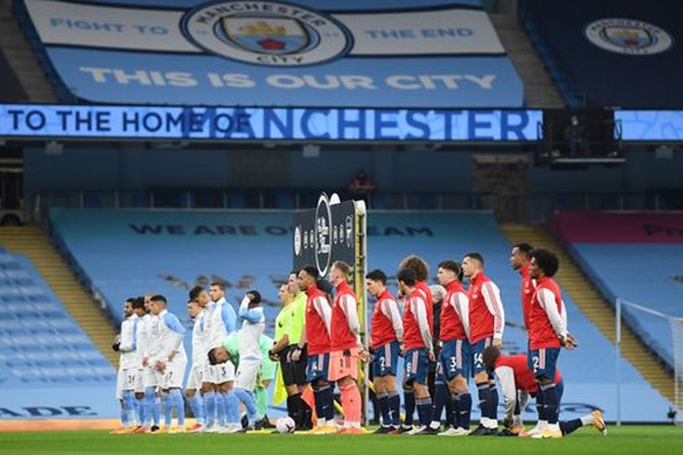Man City 1-0 Arsenal: Sterling mang tới sự khác biệt - 12 Man City 1-0 Arsenal: Sterling mang tới sự khác biệt - 12