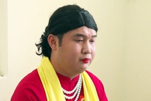 Thầy cúng "cuỗm" dây chuyền vàng 1,4 lượng trên cổ tượng Bà Chúa Xứ