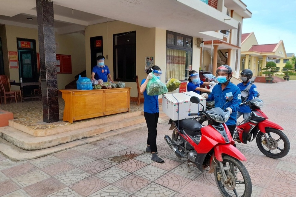 Shipper xanh vừa đi chợ vừa giúp dân tiêu thụ nông sản - 2 Shipper xanh vừa đi chợ vừa giúp dân tiêu thụ nông sản - 2