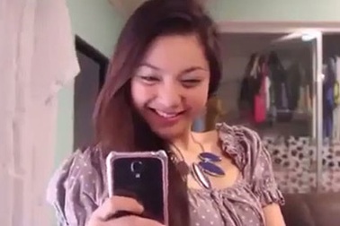 Sốt clip cảnh báo giới trẻ "nghiện" mạng xã hội