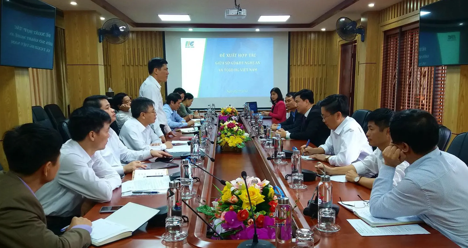 Giải pháp nâng cao chất lượng dạy và học tiếng Anh, CNTT theo chuẩn quốc tế - 1 Giải pháp nâng cao chất lượng dạy và học tiếng Anh, CNTT theo chuẩn quốc tế - 1