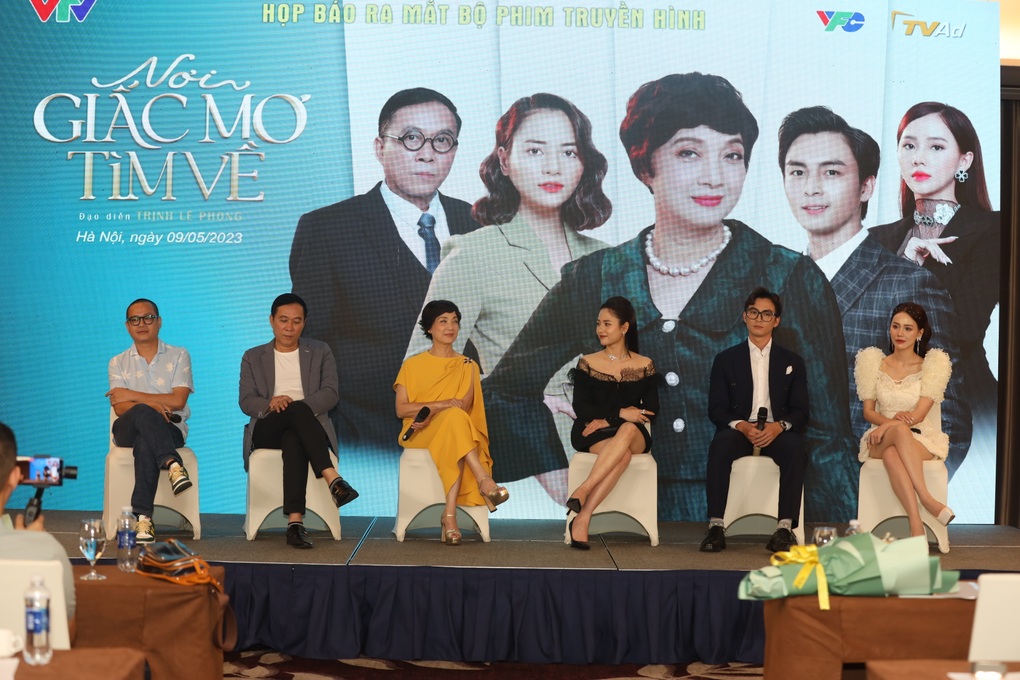 Vì sao Gái già lắm chiêu NSND Lê Khanh tái xuất phim Việt giờ vàng VTV? - 1 Vì sao Gái già lắm chiêu NSND Lê Khanh tái xuất phim Việt giờ vàng VTV? - 1