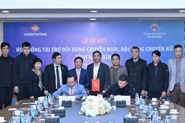 LienVietPostBank tài trợ cho 2 đội bóng chuyền nam, nữ Ninh Bình