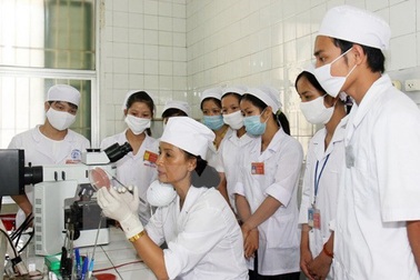 Lo chất lượng đào tạo bác sĩ