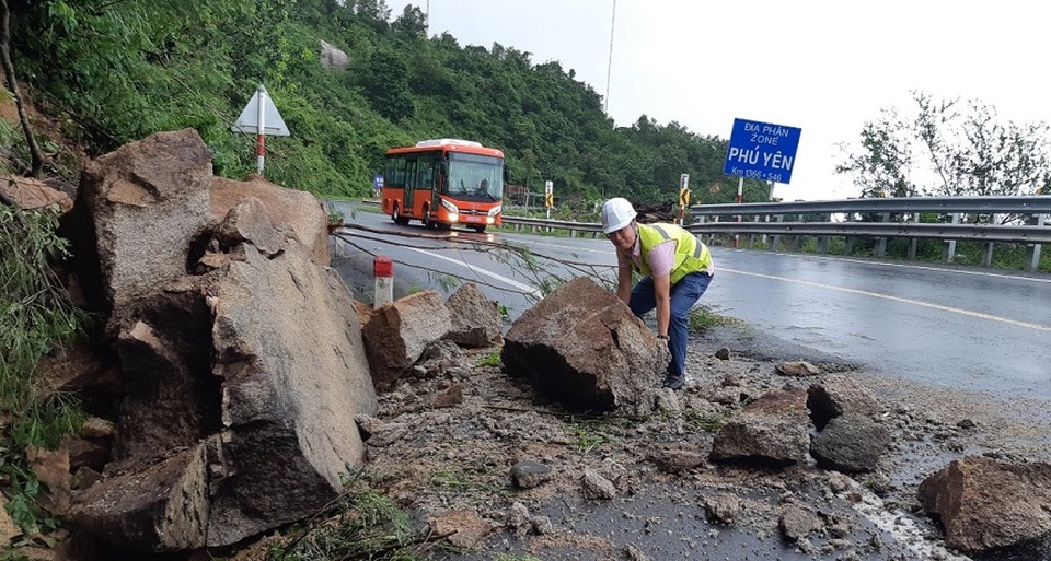 Xác minh thông tin một số người mất tích sau vụ lở núi - 3 Xác minh thông tin một số người mất tích sau vụ lở núi - 3