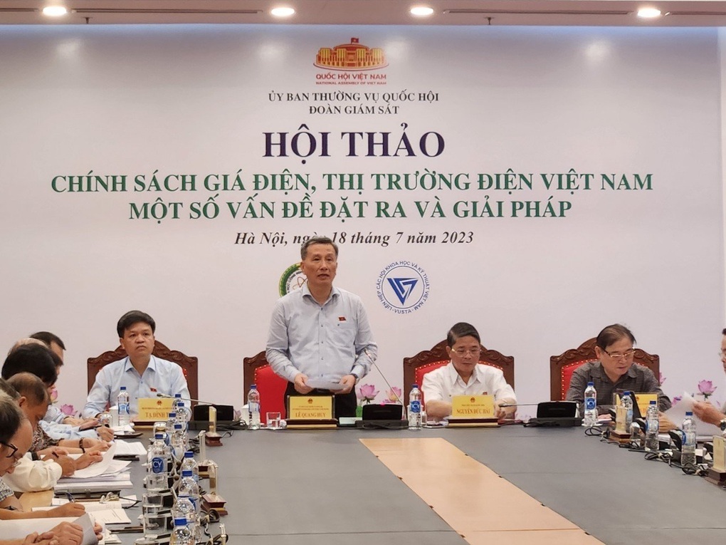 Điện là mặt hàng nhạy cảm, cần luật hóa quy định điều chỉnh giá điện - 1 Điện là mặt hàng nhạy cảm, cần luật hóa quy định điều chỉnh giá điện - 1