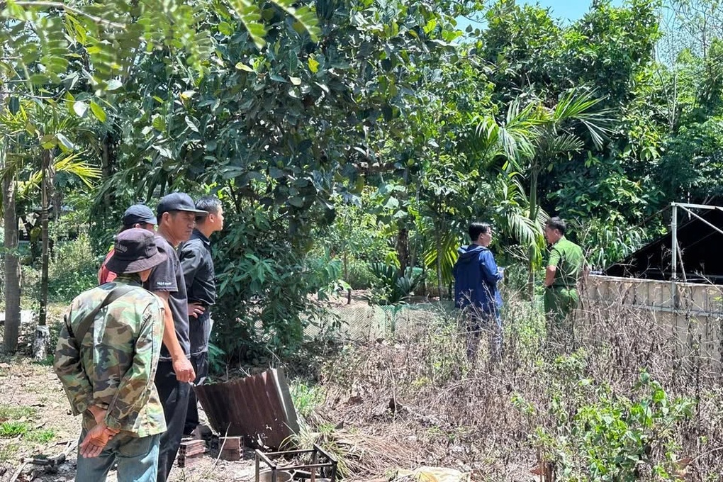 Hai người đàn ông được phát hiện tử vong tại chuồng vịt - 1 Hai người đàn ông được phát hiện tử vong tại chuồng vịt - 1