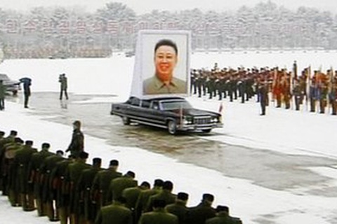 Nước mắt và tuyết trắng bao trùm tang lễ Chủ tịch Triều Tiên Kim Jong-il