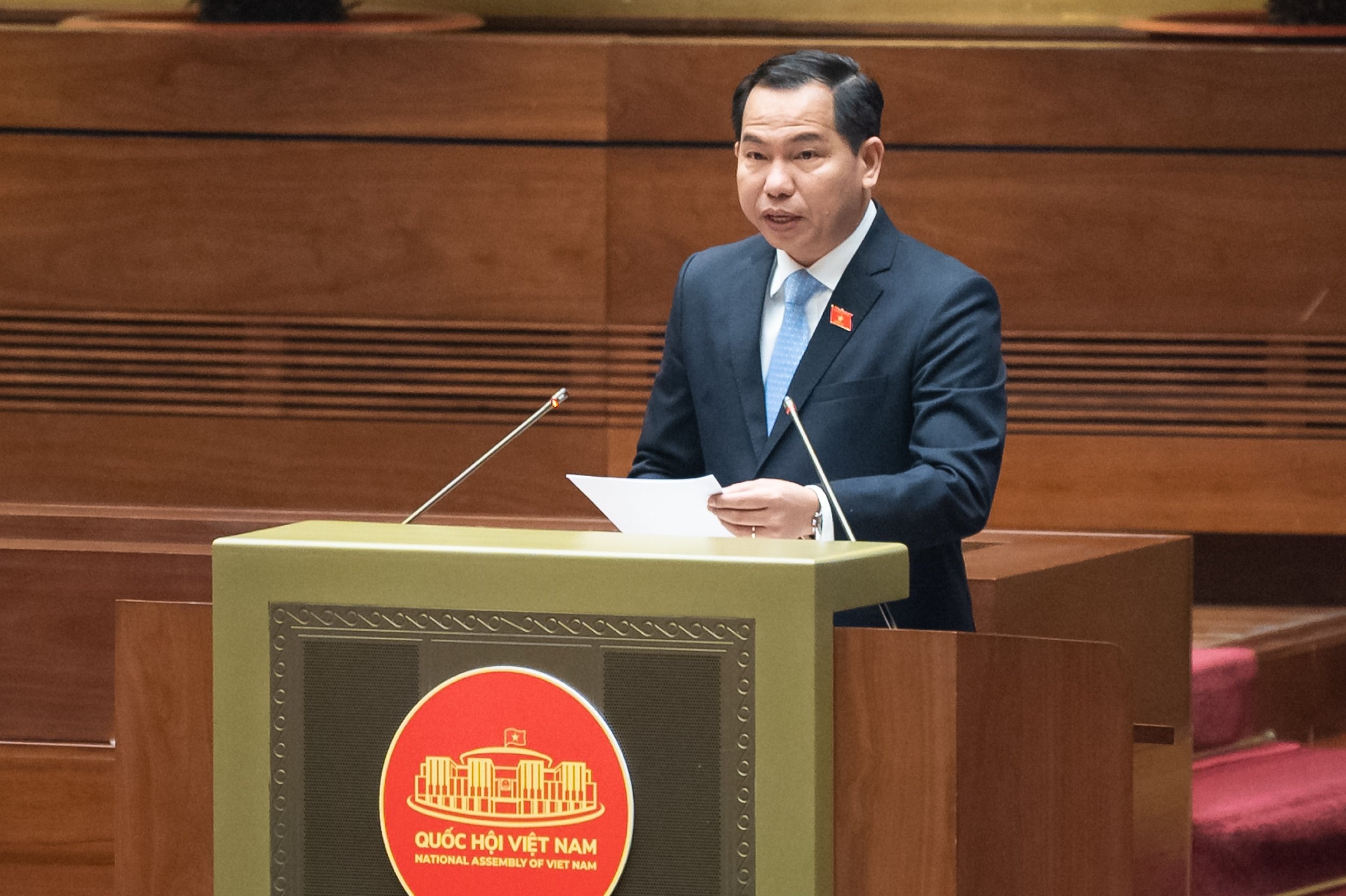 The National Assembly passed a Resolution on applying additional corporate income tax - 2 Quốc hội thông qua Nghị quyết áp dụng thuế thu nhập doanh nghiệp bổ sung - 2