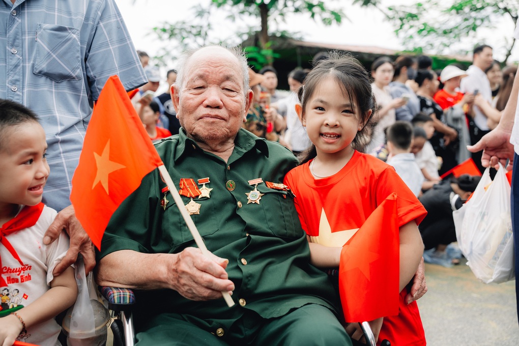 Buổi tập luyện cuối cùng của khối diễu binh CAND trước ngày đại lễ - 2 Buổi tập luyện cuối cùng của khối diễu binh CAND trước ngày đại lễ - 2
