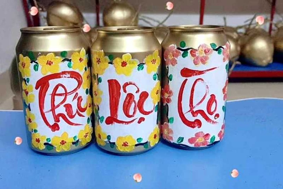 Thầy giáo 8X “gây sốt” bằng vẽ thư pháp trên mâm ngũ quả ngày Tết - 17 Thầy giáo 8X “gây sốt” bằng vẽ thư pháp trên mâm ngũ quả ngày Tết - 17