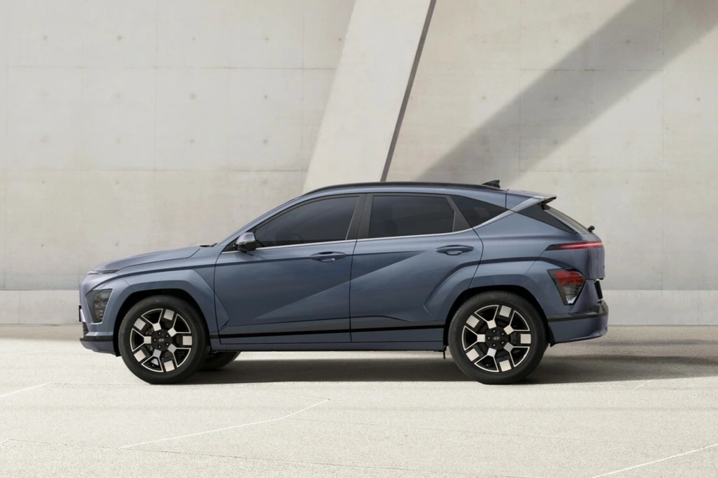 Hyundai Kona Electric 2024 chính thức ra mắt, hơn hẳn bản máy xăng - 4 Hyundai Kona Electric 2024 chính thức ra mắt, hơn hẳn bản máy xăng - 4