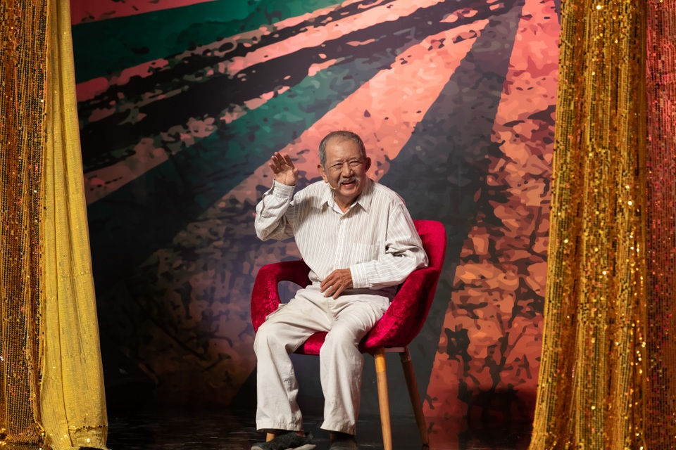 NSND Hồng Vân, Minh Nhí khóc hết nước mắt nhớ cố nghệ sĩ Lê Bình, Anh Vũ - 6