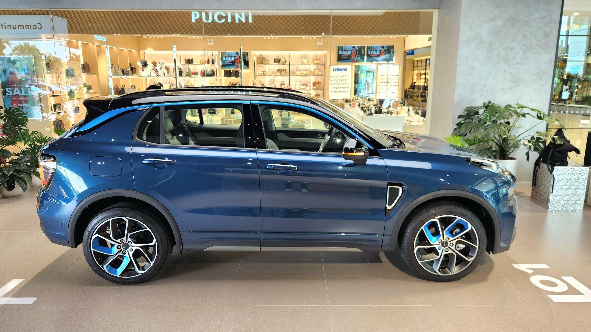 View - Lynk & Co 01 có bản 2024 - Thêm trang bị để "đấu" Tucson, Mazda CX-5 | Báo Dân trí