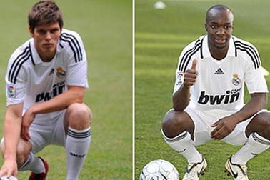 Real Madrid bị ép phải lựa chọn Lass hoặc Huntelaar