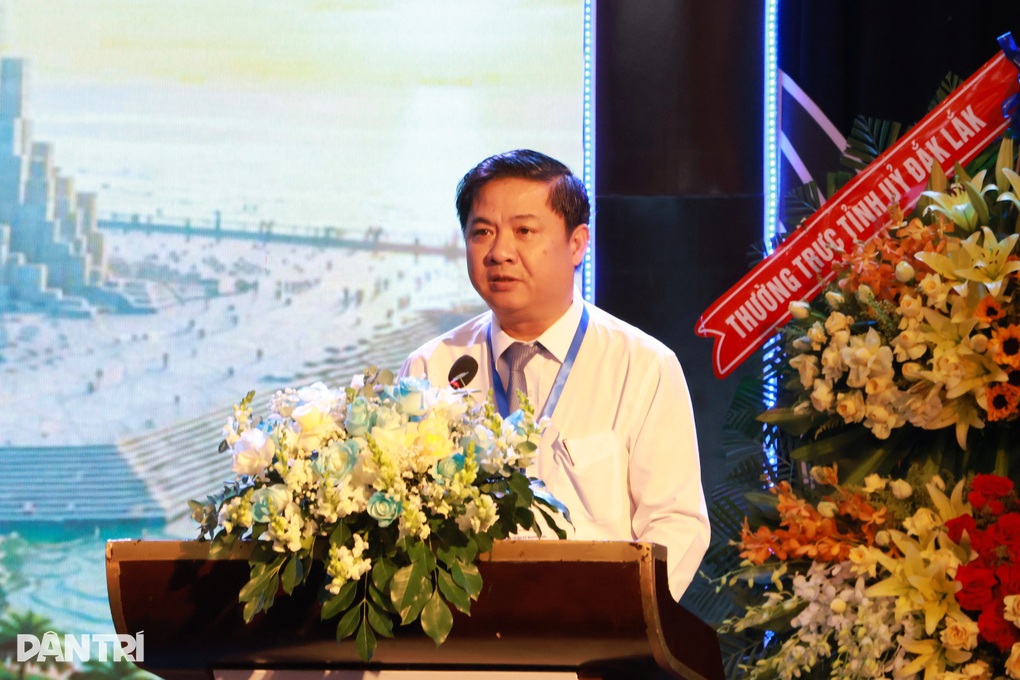 Nhà khoa học, chuyên gia hiến kế để Đắk Lắk bứt phá phát triển - 3 Nhà khoa học, chuyên gia hiến kế để Đắk Lắk bứt phá phát triển - 3