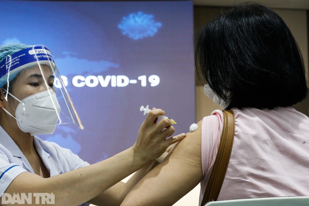 Chủ tịch TPHCM: Có thể mất hàng tháng để kiểm soát dịch bệnh - 5 Chủ tịch TPHCM: Có thể mất hàng tháng để kiểm soát dịch bệnh - 5
