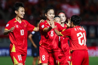 Đội tuyển nữ Việt Nam thắng 6-0 trước tuyển Campuchia