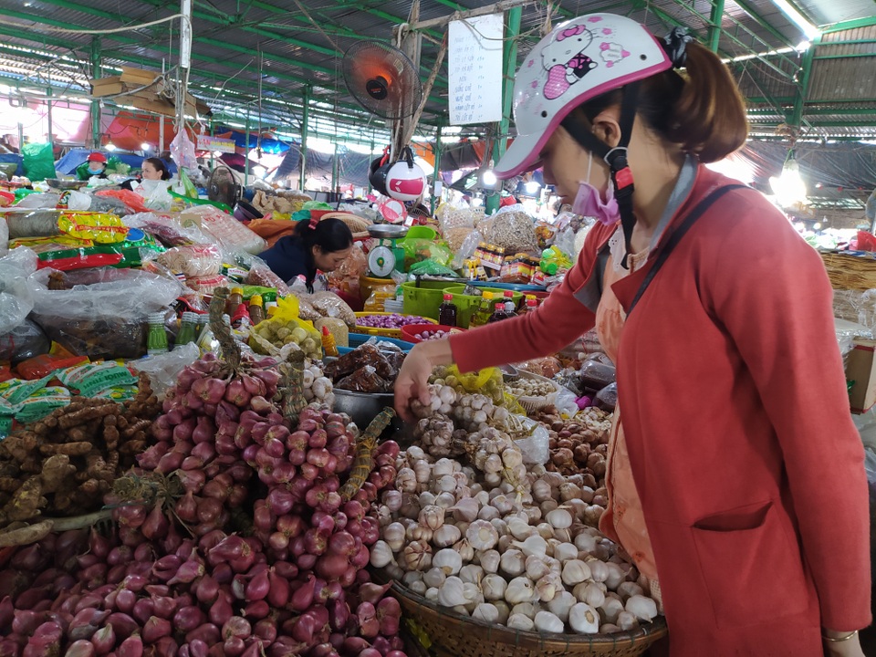 Đà Nẵng: Giá tỏi tăng mạnh vì dịch virus corona - 2 Đà Nẵng: Giá tỏi tăng mạnh vì dịch virus corona - 2