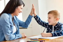 Cách tốt nhất để dạy con tầm quan trọng của giáo dục