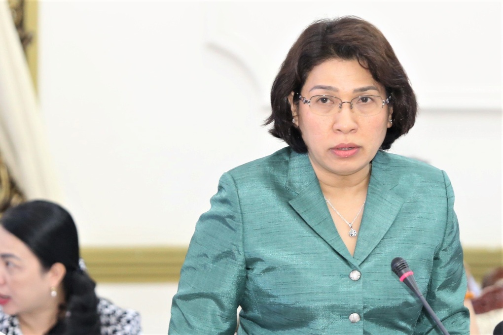 TS Trần Du Lịch: Kinh tế của TPHCM đã chạm đáy và đang đi lên - 2 TS Trần Du Lịch: Kinh tế của TPHCM đã chạm đáy và đang đi lên - 2