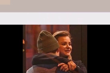 Con trai David Beckham đẹp đôi bên bạn gái hơn tuổi