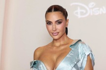 Kim Kardashian khóc tiết lộ mắc bệnh về não, nói về nỗi đau hôn nhân đổ vỡ