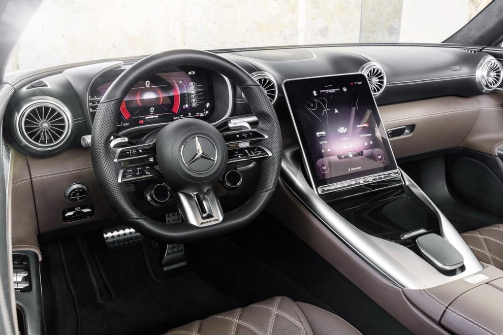 Mercedes-AMG SL 2022 trình làng: Người đẹp với tâm hồn quái thú - 14 Mercedes-AMG SL 2022 trình làng: Người đẹp với tâm hồn quái thú - 14