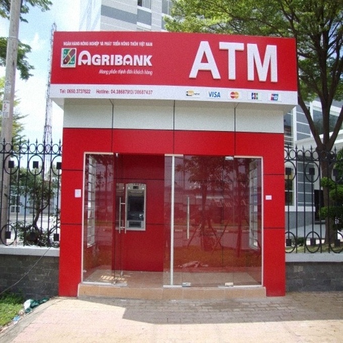 Nhiều trụ ATM của Agribank trên địa bàn TP Tam Kỳ sáng nay đã không thể rút tiền được. 