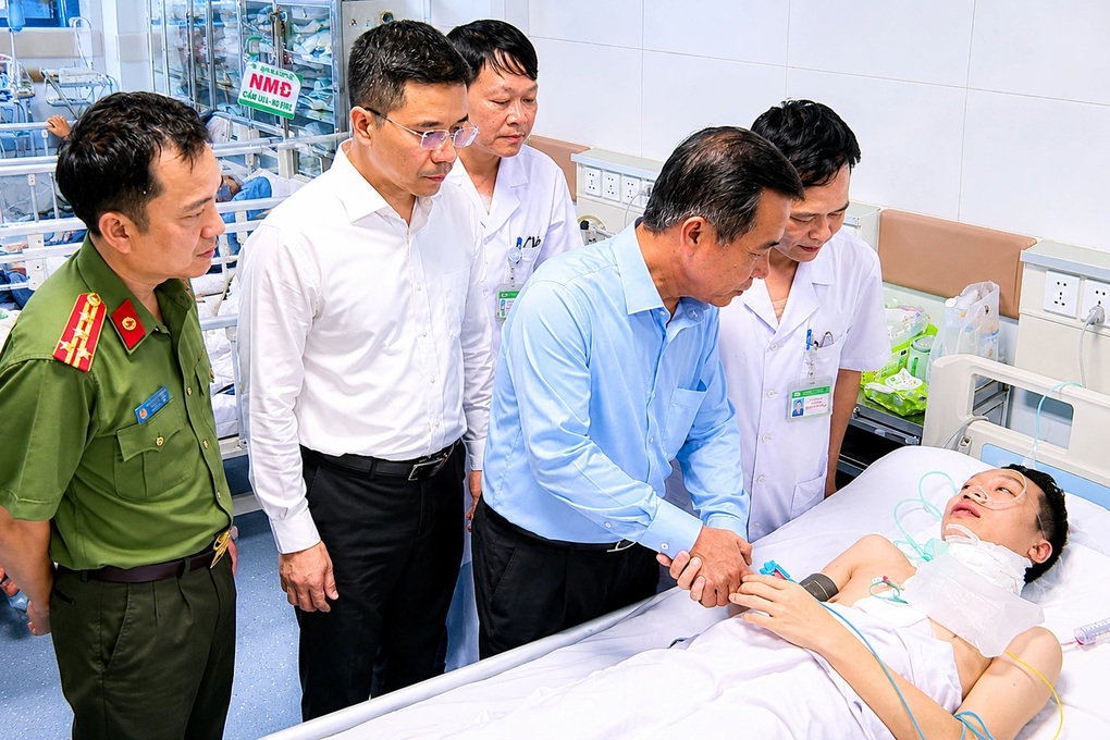 Khởi tố đối tượng đâm trung tá công an khi được vận động xét nghiệm ma túy - 2 Khởi tố đối tượng đâm trung tá công an khi được vận động xét nghiệm ma túy - 2