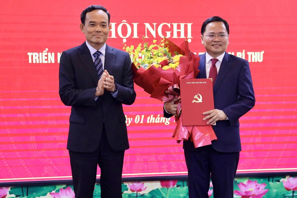 Điều động 2 Bí thư, Phó Bí thư tỉnh làm Phó ban Chính sách, Chiến lược T.Ư - 1