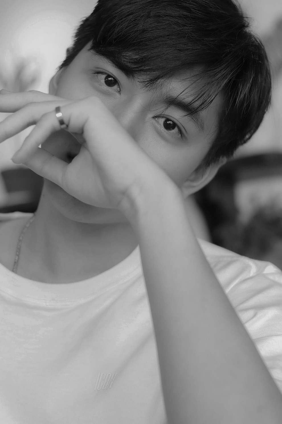 Hot boy hàng không mới nổi hút fans nhờ vẻ đẹp tự nhiên giản dị, ấm áp - 5 Hot boy hàng không mới nổi hút fans nhờ vẻ đẹp tự nhiên giản dị, ấm áp - 5