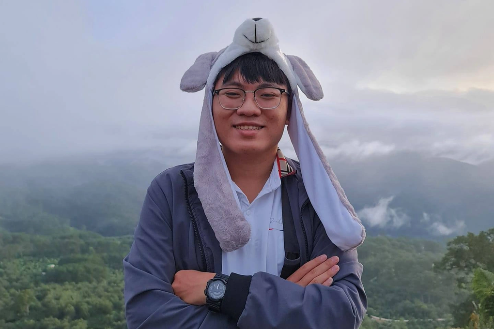 Thành tích khủng của nam sinh Cần Thơ là ứng viên Công dân trẻ TPHCM - 2 Thành tích khủng của nam sinh Cần Thơ là ứng viên Công dân trẻ TPHCM - 2