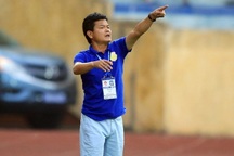 HLV Văn Sỹ tố bị CLB Cần Thơ “chơi chiêu” trước trận “chung kết ngược” V-League