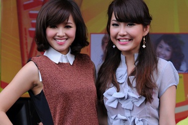 Hot girl Tâm Tít, Anh Đào trổ tài mua sắm