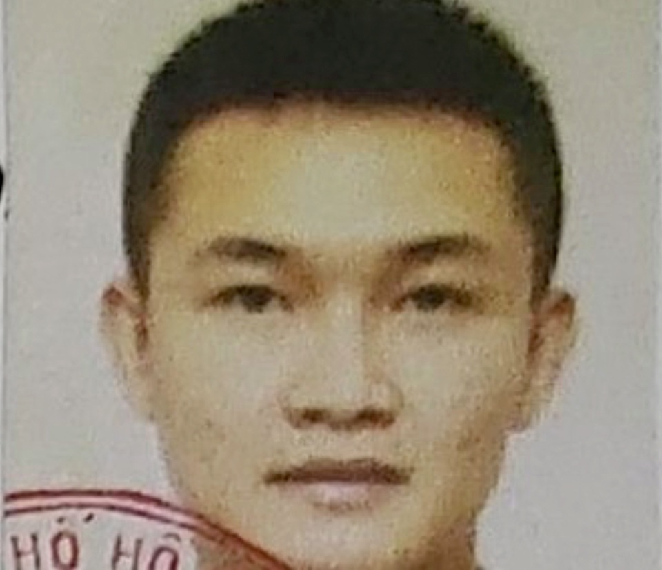 “Nữ quái” dựng màn kịch đánh ghen để cướp tiền của các quý ông - 1 “Nữ quái” dựng màn kịch đánh ghen để cướp tiền của các quý ông - 1
