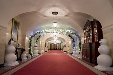 Ngắm Nhà Trắng “khoác áo mới" cực kỳ lộng lẫy trong dịp Giáng Sinh năm nay