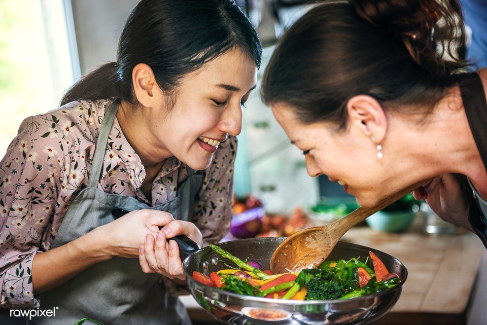 Đối với phụ nữ, niềm vui không chỉ đến từ những chinh phục lớn lao - 2 Đối với phụ nữ, niềm vui không chỉ đến từ những chinh phục lớn lao - 2