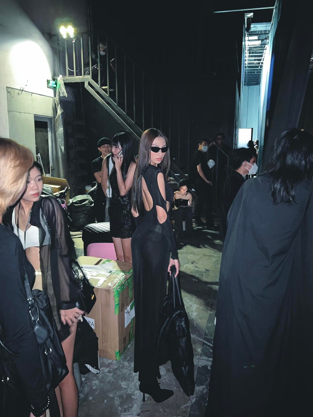 Búp bê da mật ong của Hoa hậu Hoàn vũ Việt Nam 2022 catwalk thần thái - 1 Búp bê da mật ong của Hoa hậu Hoàn vũ Việt Nam 2022 catwalk thần thái - 1