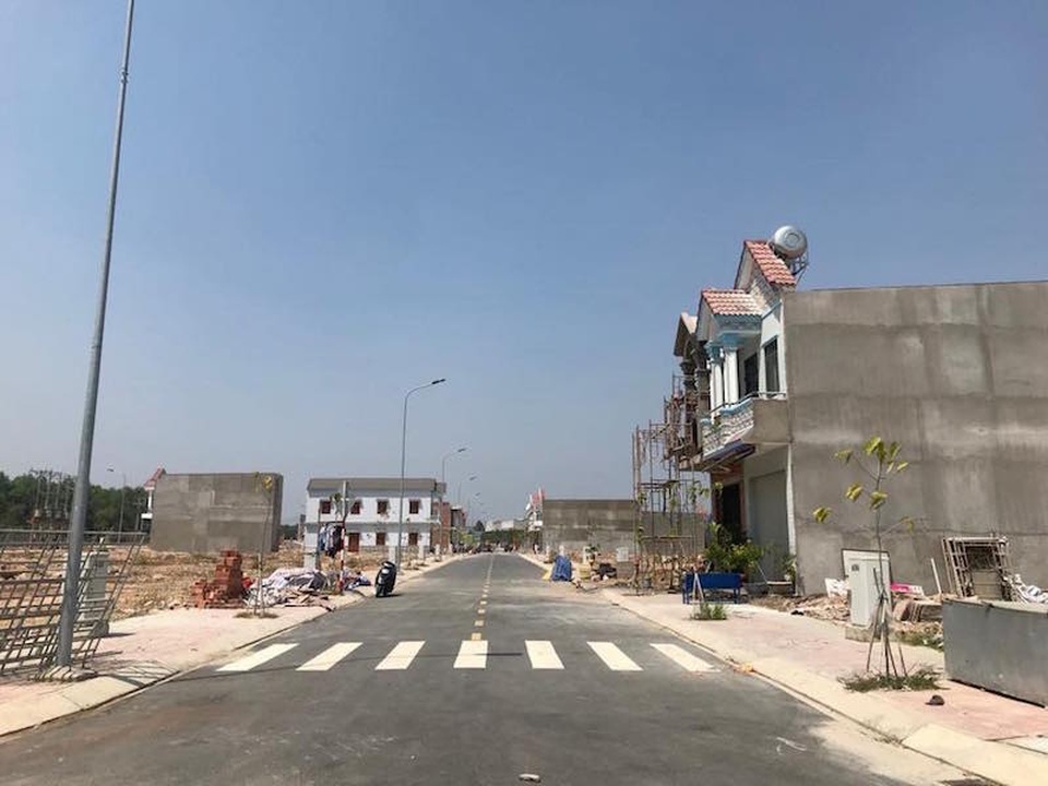 Nhiều dự án bất động sản hi vọng sống lại sau chuỗi ngày ngủ đông - 2 Nhiều dự án bất động sản hi vọng sống lại sau chuỗi ngày ngủ đông - 2