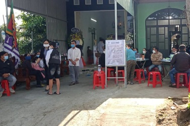 Bốn học sinh rủ nhau ra sông tắm, 2 em tử nạn