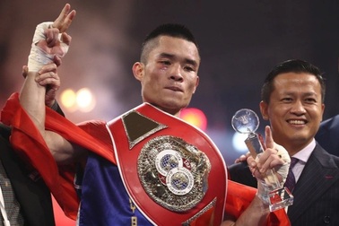 Đánh bại võ sĩ Philippines, Đinh Hồng Quân giành đai vô địch IBF lịch sử