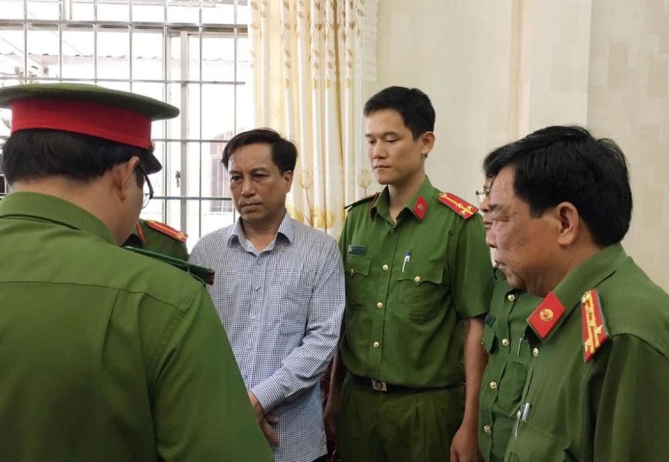 Cựu Chủ tịch TP Trà Vinh cùng thuộc cấp gây thiệt hại gần 70 tỷ đồng - 1 Cựu Chủ tịch TP Trà Vinh cùng thuộc cấp gây thiệt hại gần 70 tỷ đồng - 1